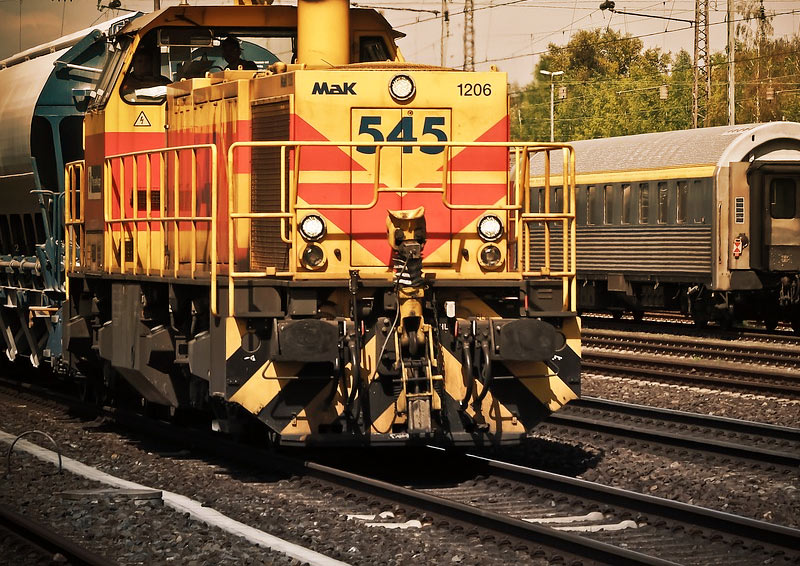 Manutenzione di veicoli: come Colas Rail e Ramfer hanno valorizzato il loro know-how in manutenzione grazie a CARL Source?